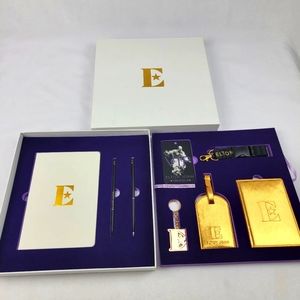 Elton John Vip tour gift box set